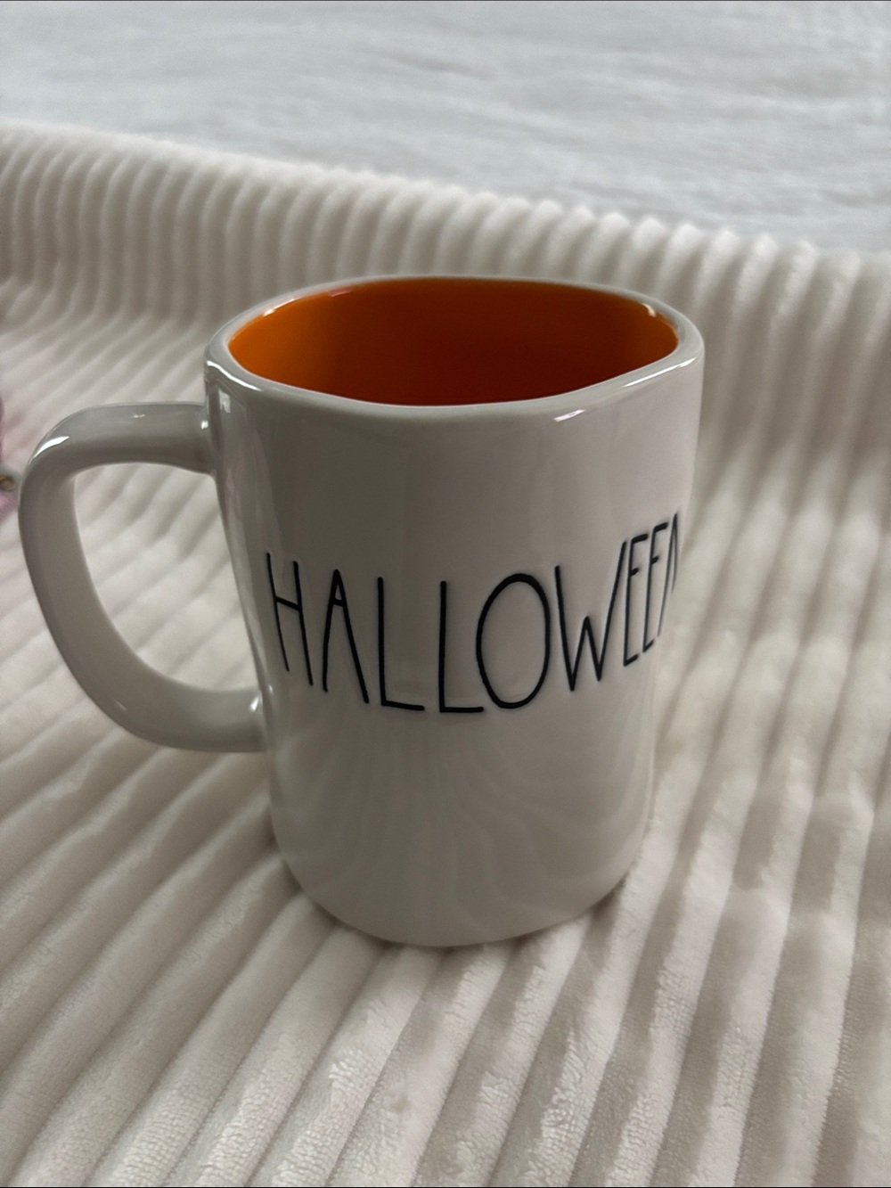 New Rae Dunn Large ‘Happy Halloween’ Two-Tone Mug/Cup Autumn Collectible